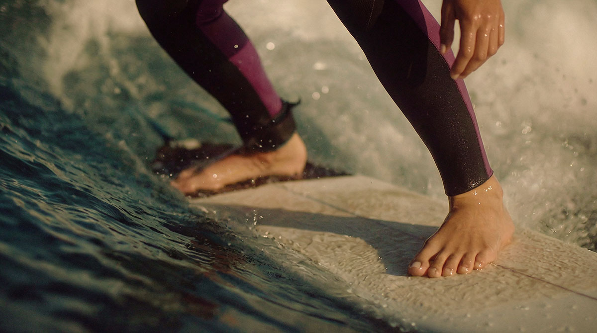 Imágenes de la campaña 'Hurley', producida mediante herramientas de inteligencia artificial.